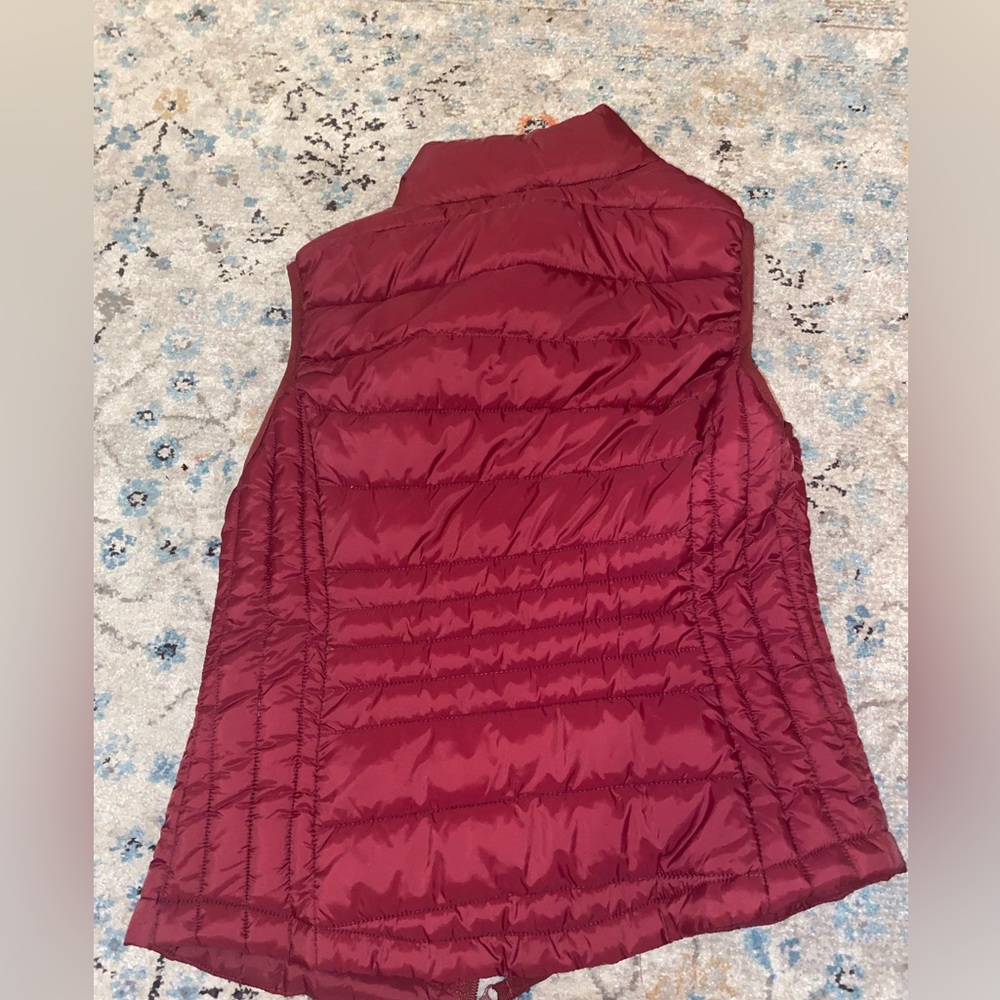 Vest - Picture 2 of 4